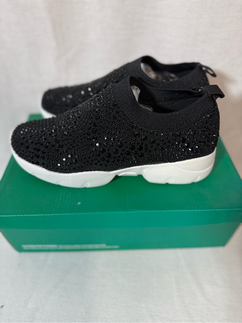 Lauren Lorraine Black Knit Slip-On Sneakers with White Sole Size 6.5